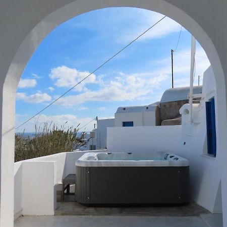 Villa Solasta #1 With Jacuzzi In Santorini Akrotírion Exteriör bild