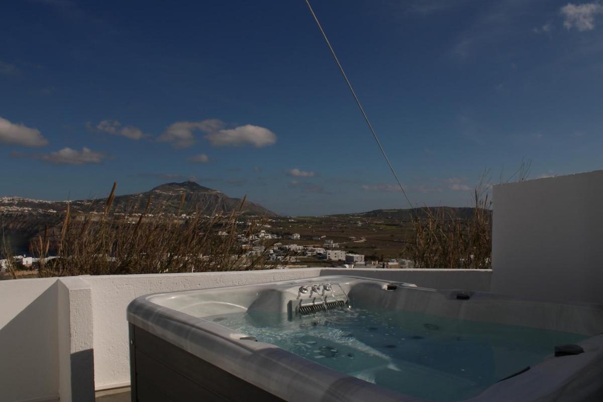 Villa Solasta #1 With Jacuzzi In Santorini Akrotírion Exteriör bild