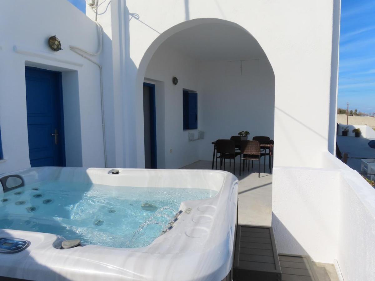 Villa Solasta #1 With Jacuzzi In Santorini Akrotírion Exteriör bild