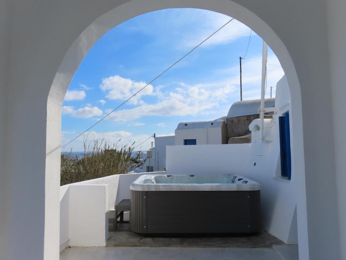 Villa Solasta #1 With Jacuzzi In Santorini Akrotírion Exteriör bild